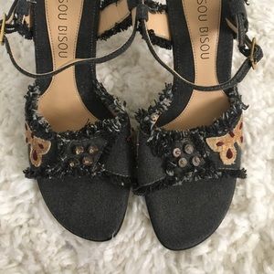 Bisou Bisou butterfly heels